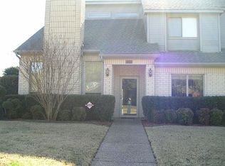 2308 Castle Rock Rd, Carrollton, TX 75007