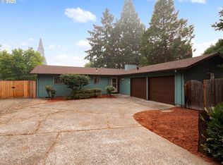 20570 SW Naples St, Beaverton, OR 97078