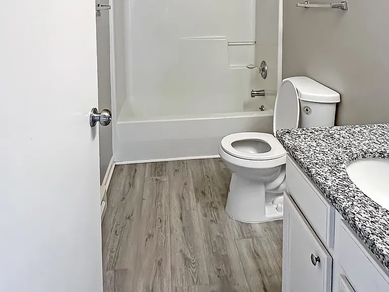 1121 Jackson St #C — Photo 10