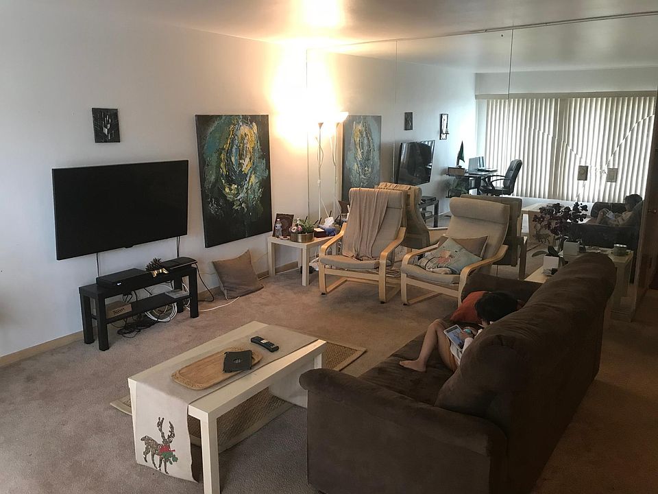 1st image of 2930 N 72nd Ct #1