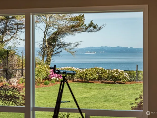 2123 W 4th Street, Port Angeles, WA 98363