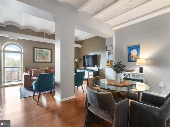 825 N 29th St APT 3H, Philadelphia, PA 19130