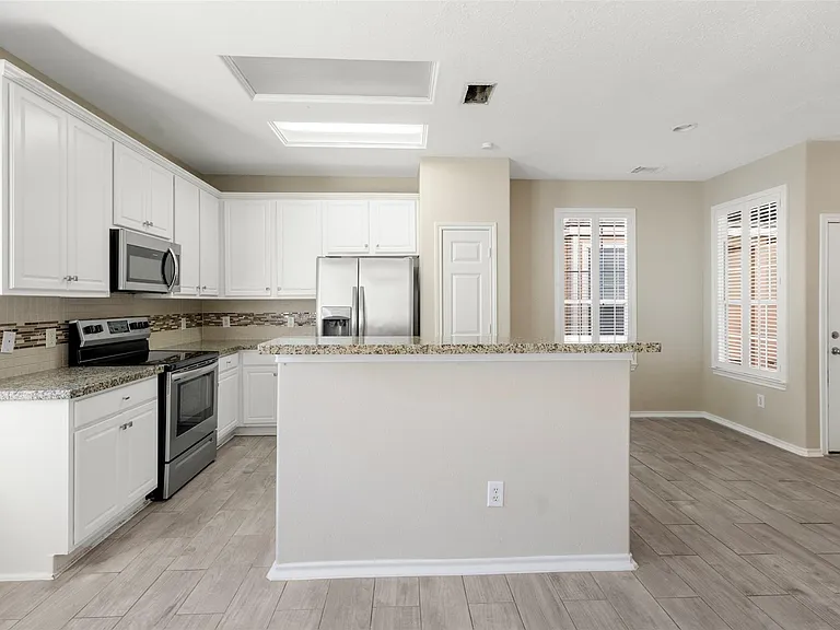 25211 Bentley Glen Ln — Photo 8