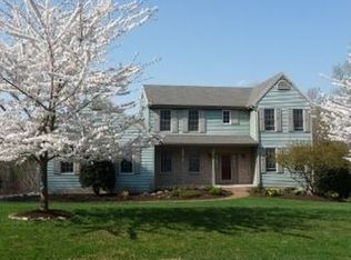 1 Glen Oak Dr, Landenberg, PA 19350