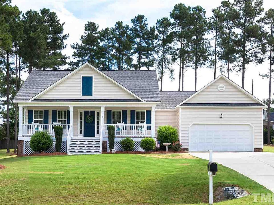 1st image of 29 Hickory Nut Dr