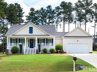29 Hickory Nut Dr, Smithfield, NC 27577