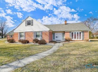 1300 Avalon Ter, Findlay, OH 45840