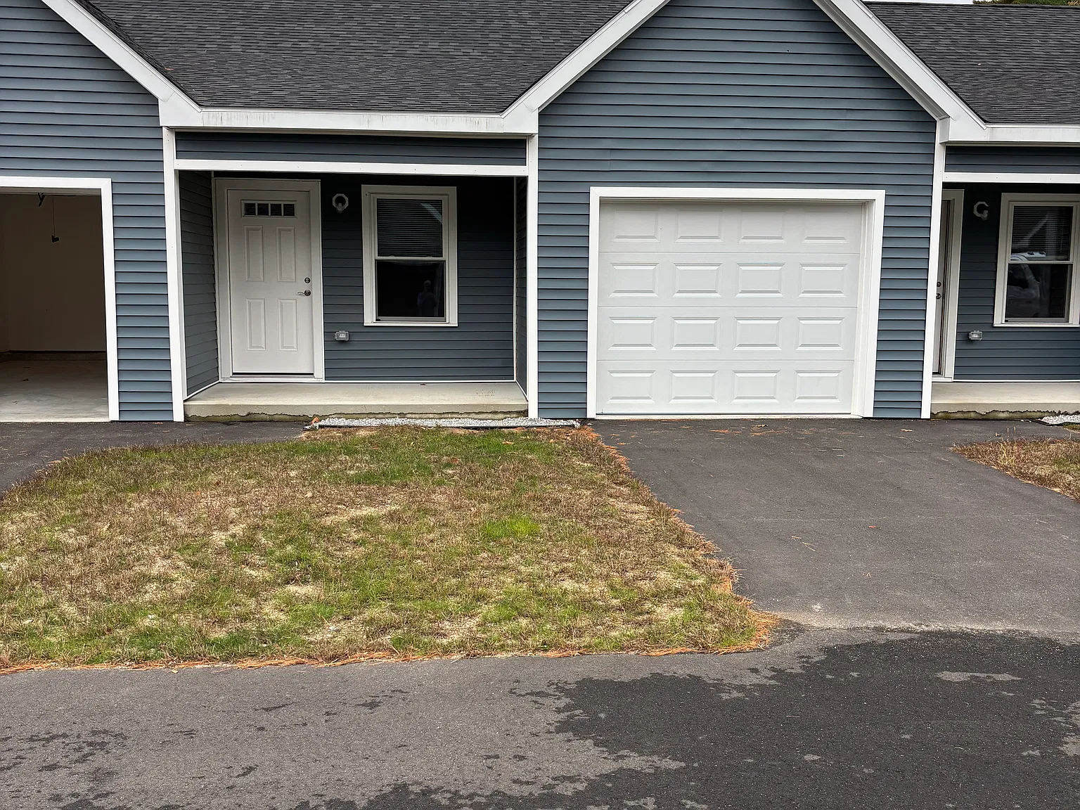 1 bed, 1.5 bath, 1000 sqft, $1,900 — Photo 1