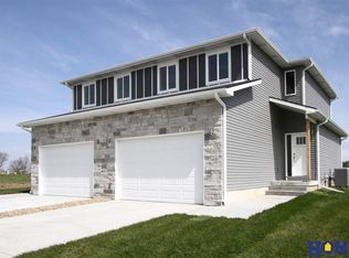 5052 Alvo Rd, Lincoln, NE 68514