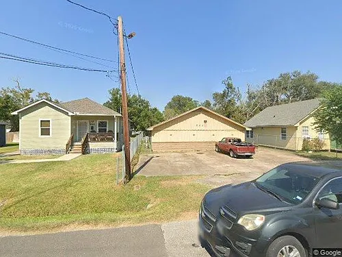 580 Campus St Photo 1