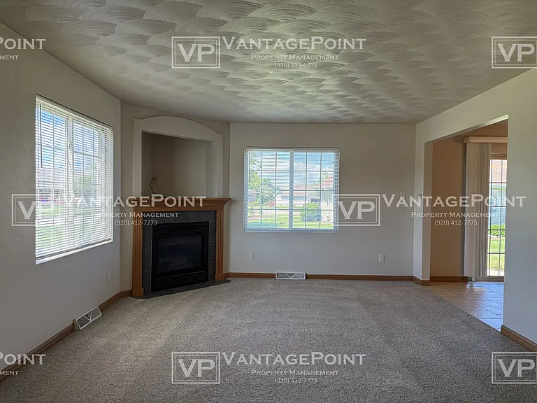 1862 Golden Bell Dr — Photo 5