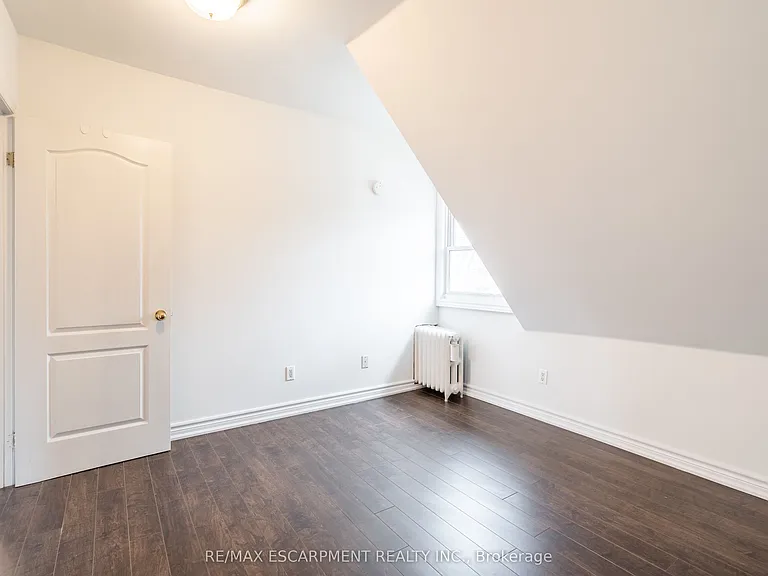 80 Saint Clair Ave #3 — Photo 19