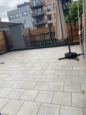 Rented by Sotheby's International Realty | media 18