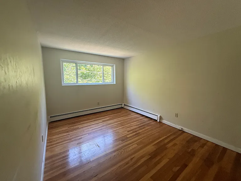 12-14 Border St #B3 — Photo 6