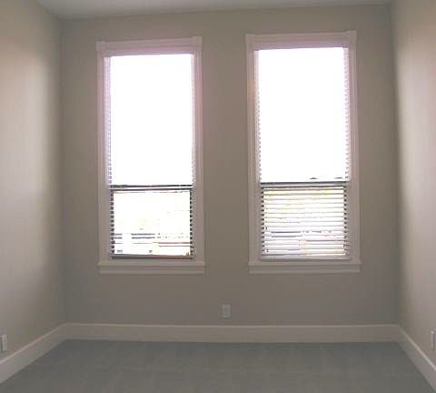 4th image of 31 E Main St APT 202
