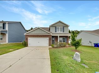 1043 Flyway View Ln, Alabaster, AL 35007