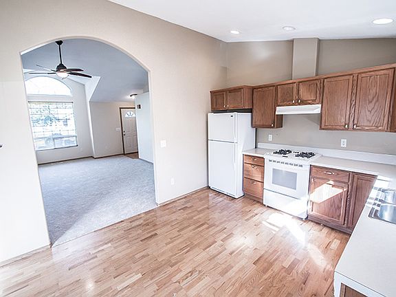 5th image of 7613 NE 152nd Ave