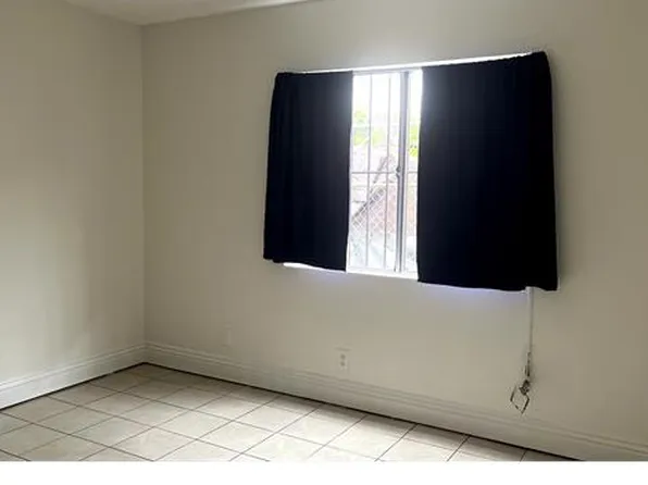 1601 E 89th St, Los Angeles, CA 90002