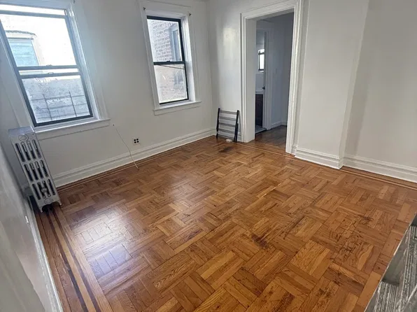 (undisclosed Address), Bronx, NY 10462