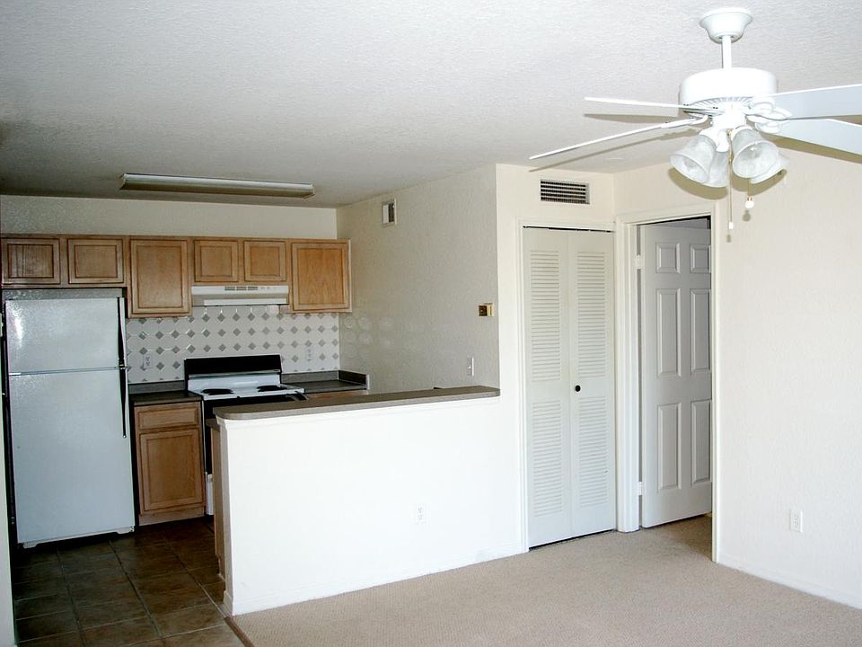 Kitchen/living room