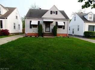 21406 Gardenview Dr, Maple Heights, OH 44137