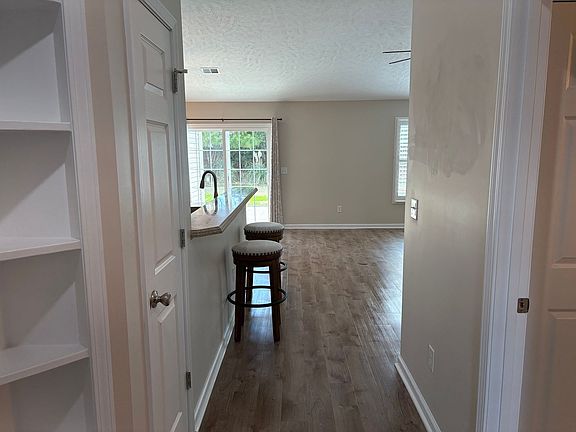 3rd image of 3154 Shorecrest Bay Dr