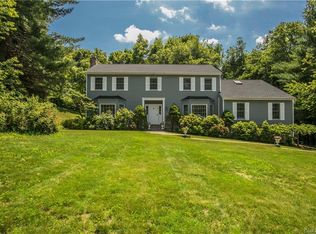 7 Northview Ct, Pleasantville, NY 10570