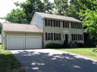 36 John F Kennedy Ave, Clinton, MA 01510