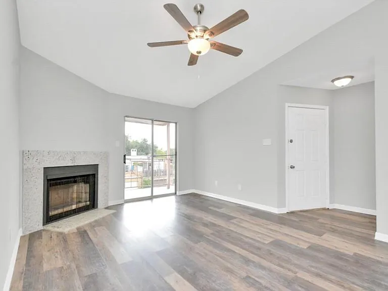 10101 S Gessner Rd #811 — Photo 17
