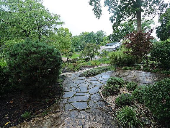 2nd image of 1200 Shady Hill Dr