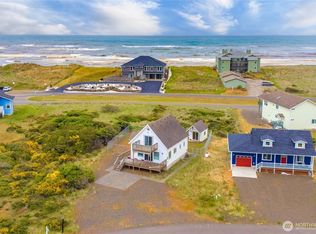 1421 Ocean Crest Ave SW, Ocean Shores, WA 98569