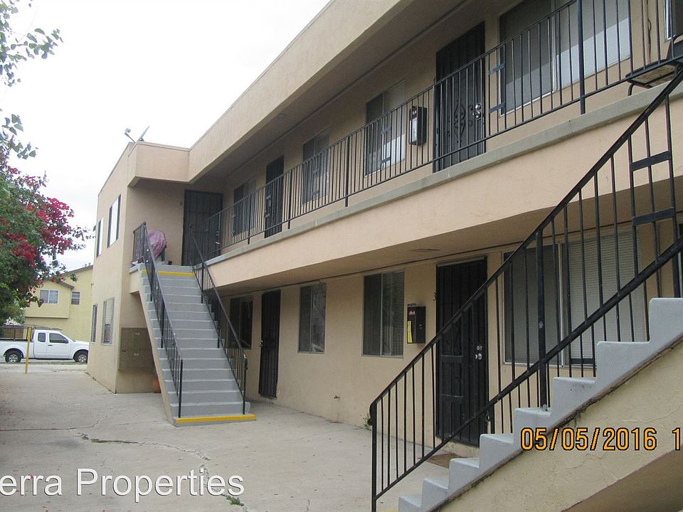 1st image of 3827 35th St APT 4