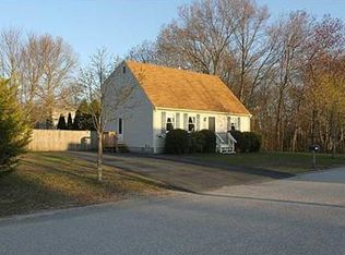 42 Iron Horse Ter, North Kingstown, RI 02852