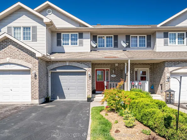 72 Frieday St, Arnprior, ON K7S 0A6