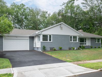 52 Clover Circle, Hamden, CT, 06514