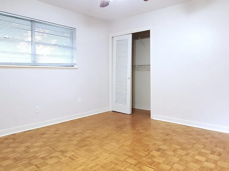6249 Tennyson Dr — Photo 9