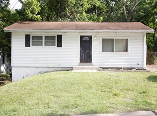 7482 Halpin Dr, Saint Louis, MO