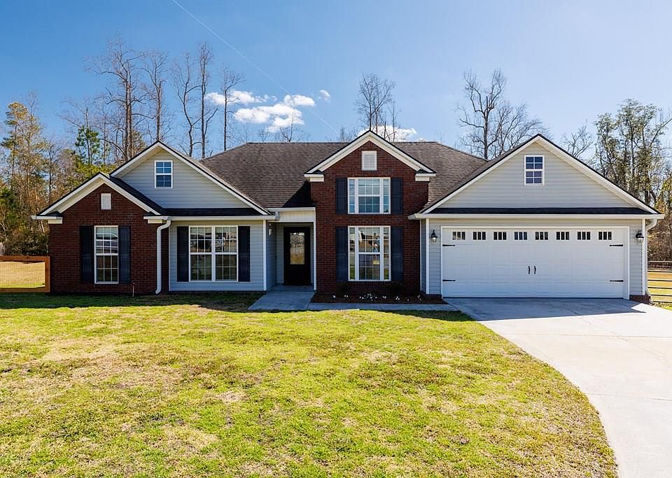 1st image of 38 Palmetto Pines Cir