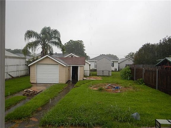 3rd image of 508 Farrington Dr