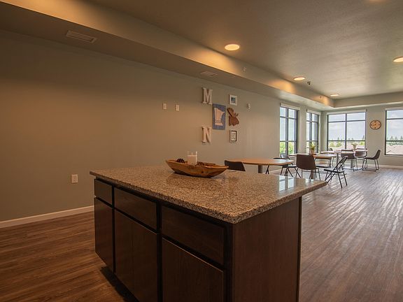 4th image of 2251 26th St NE #112