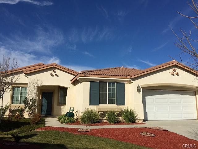 1st image of 31095 Three Oaks Dr