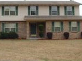 805 Millers Run Ct, Hamilton, OH 45011