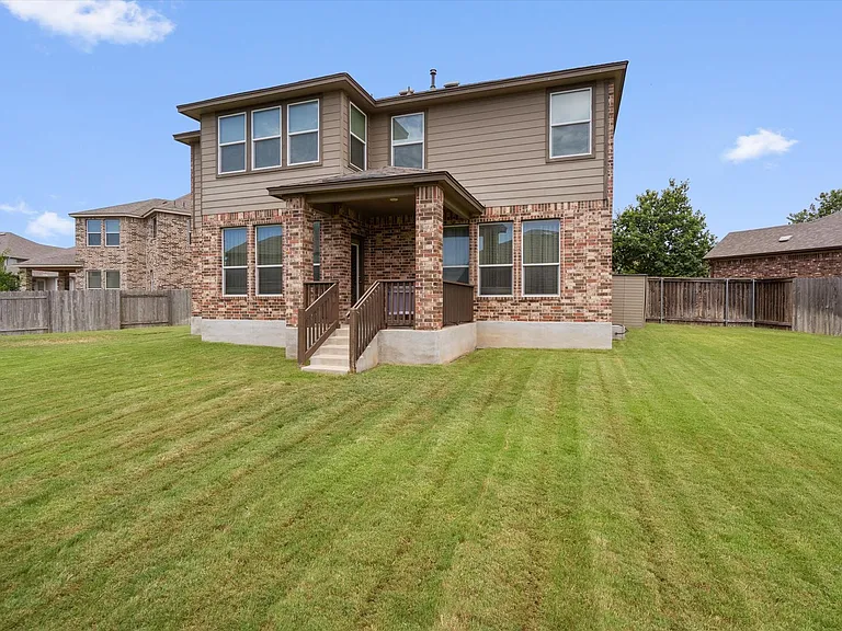 1208 Ravenside Cv — Photo 39