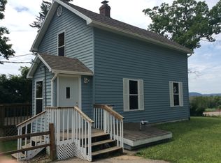 S3584 County Road M, Fountain City, WI 54629