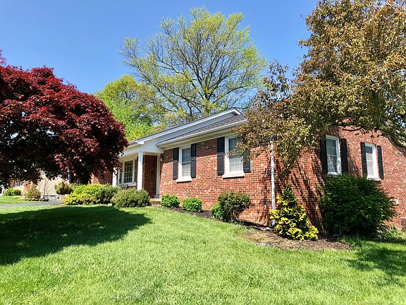 4th image of 415 Talbott Dr