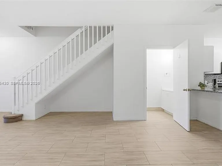 2066 Madeira Dr #Townhouse 2066 — Photo 20