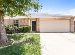 1508 Queens Brook Ln, Fort Worth, TX 76140