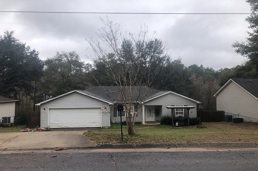 1st image of 118 Lonnie Jack Dr