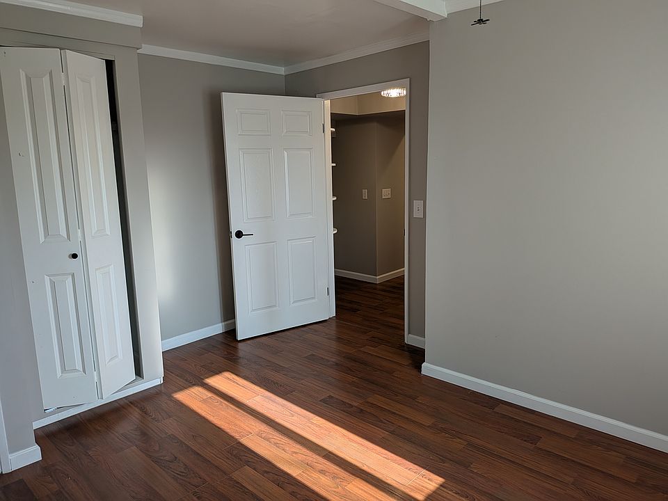 Large bedroom