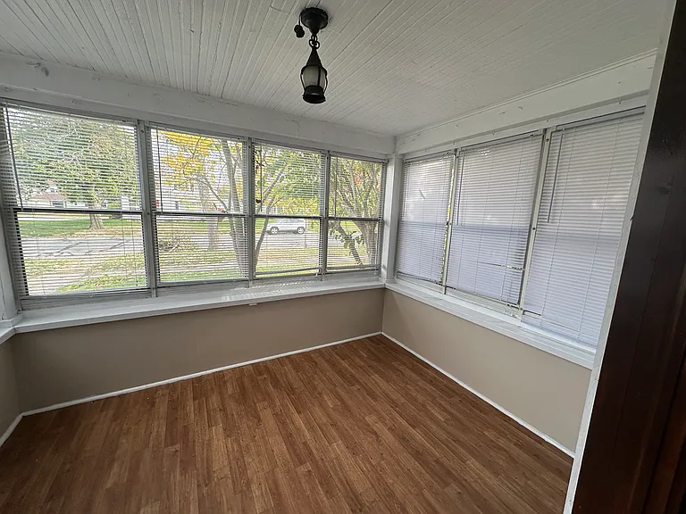 2509 Erskine Blvd — Photo 4